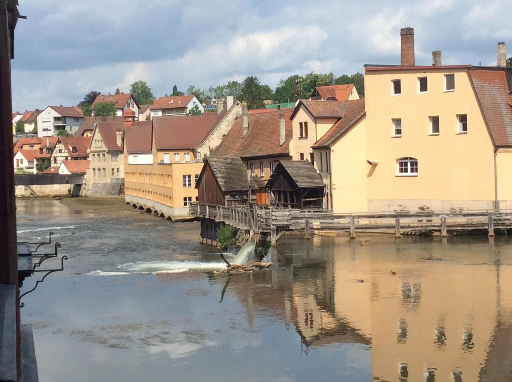 Ferienwohnung Villa Am Fluss ラウフ・アン・デア・ペーグニッツ エクステリア 写真